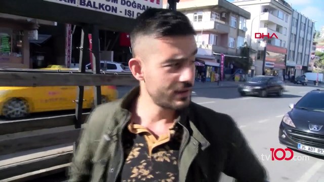 Otomobil otobüs durağına böyle daldı