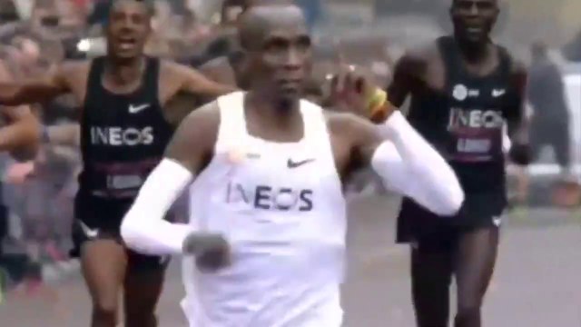 Marathon - Eliud Kipchoge Breaks Two-Hour Marathon Barrier