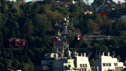 Abd savaş gemisi boğaz'dan geçti