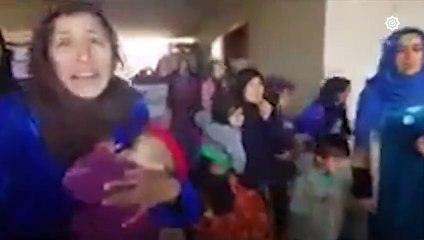 الجيش التركى يحرر نساء وأطفال عرب من السجون الكرديه - سوريا