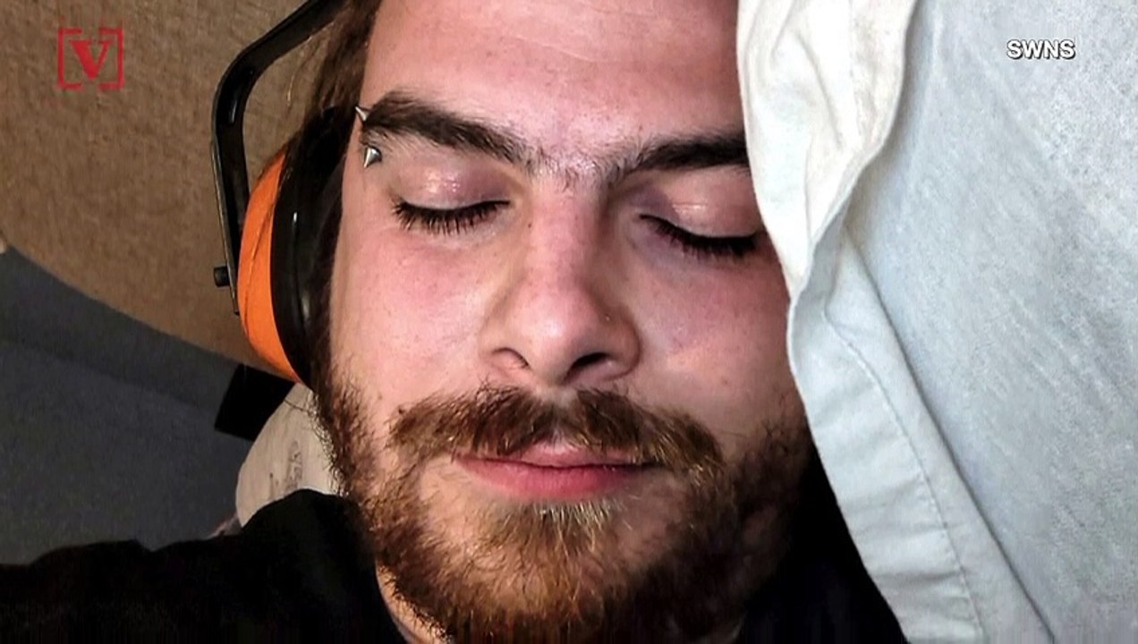 Man Suffering From Earache and Vertigo Discovers Spider Trapped In His Ear