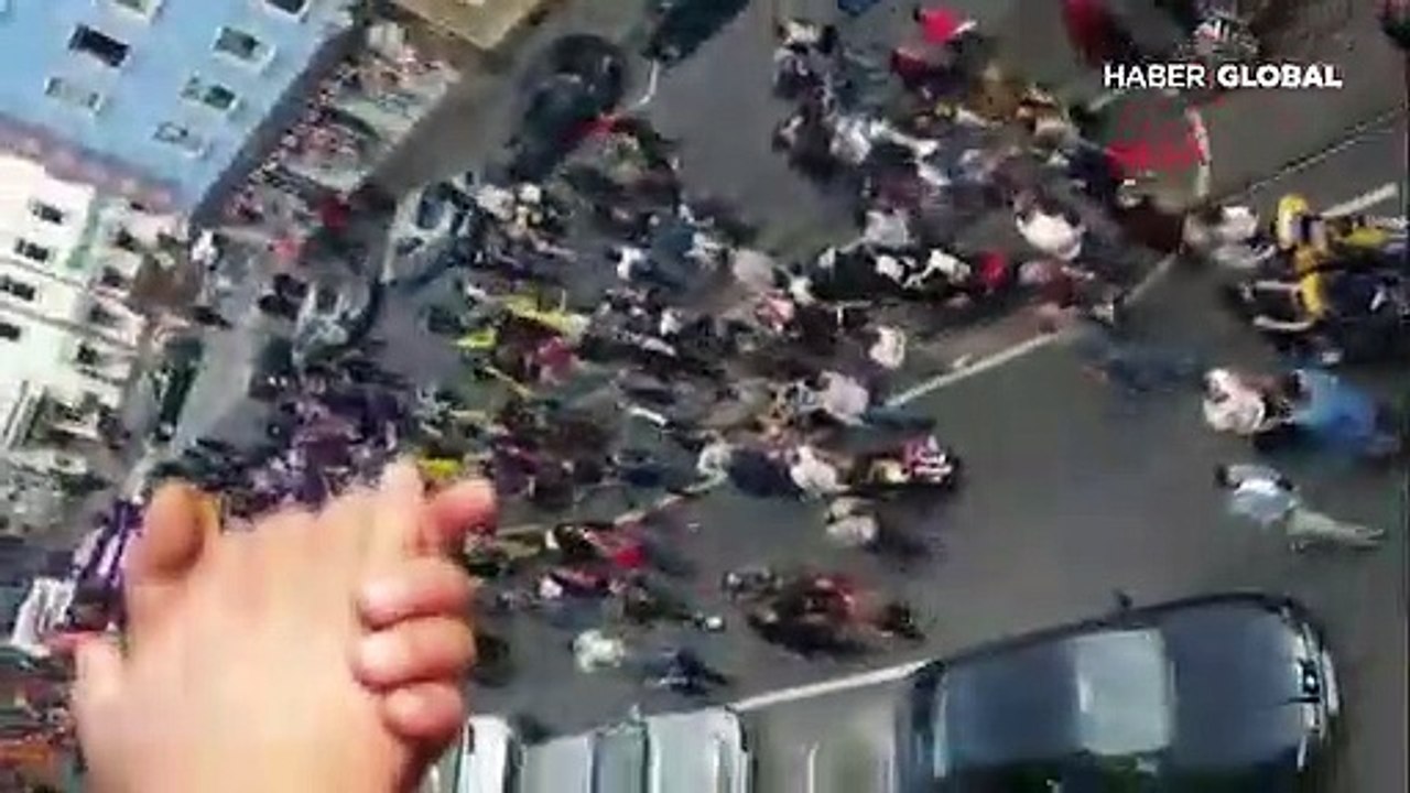 Almanya'da Barış Pınarı Harekatı'nı protesto eden terör örgütü PKK yanlıları Türk marketine saldırdı