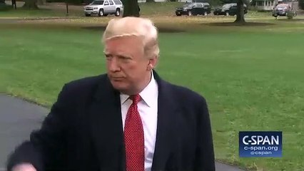 Trump se cansa de las mentiras y de los ataques injustificados de la CNN : ”¡Qué pregunta más estúpida!"