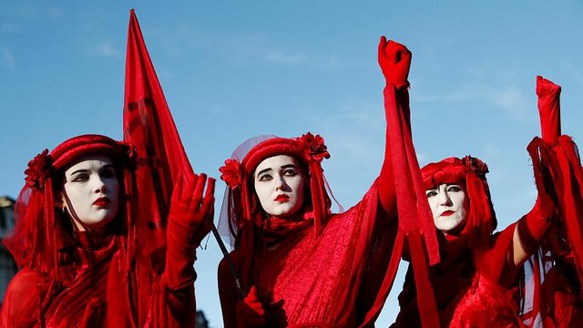 Extinction Rebellion : Polizei nimmt Klimaaktivisten in Gewahrsam