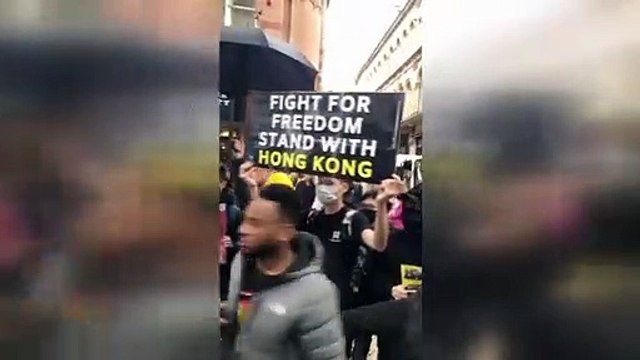 Hong Kong YPG’ye desteğini gösterdi