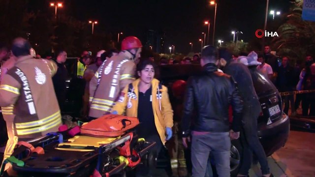 Kartal'da Trafik Kazası Lüks Araç Hurdaya Döndü