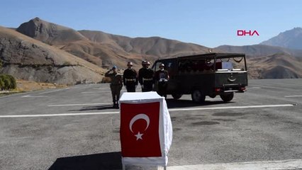 Hakkari'de yıldırım düşmesi sonucu bir asker şehit oldu