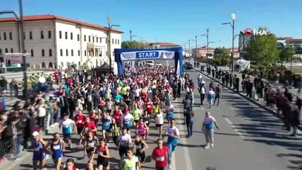 Dereceye giremeyen sporcu gözyaşlarına boğuldu