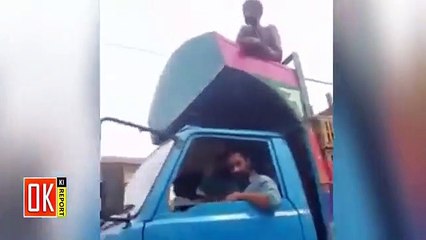 Brave Pakistani boy took class of Chicken seller About Clean Environment
