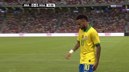 Brésil : Neymar touché à la cuisse ?