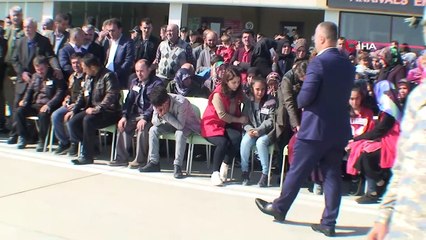 Yıldırım düşmesi sonucu şehit olan asker gözyaşları içinde karşılandı