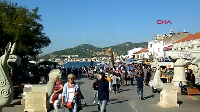 İzmir foça ekim ayında yazı yaşadı