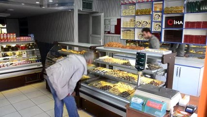 Malatyalı esnaftan "Askıda Tatlı" projesi