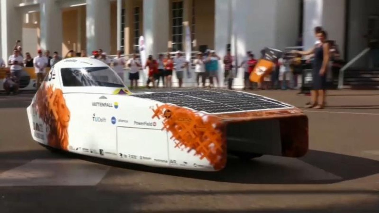 Quer durch die Wüste mit Solar-Antrieb