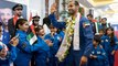 رد فعل رائد الفضاء الإماراتي هزاع المنصوري عقب عودته للأرض ورؤيته لوالدته