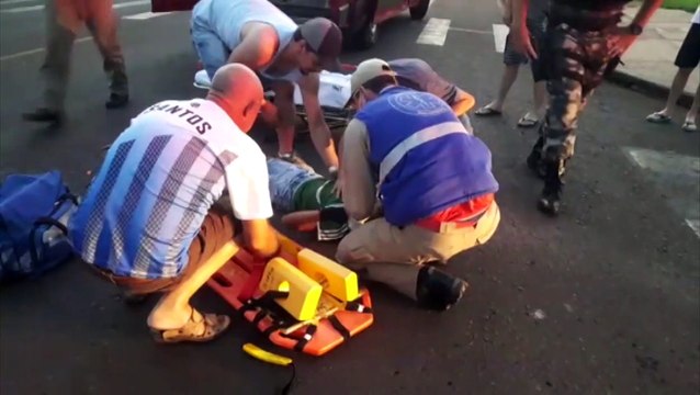 Criança de bicicleta é atropelada por carro na Rua Fortaleza, no Bairro Tropical