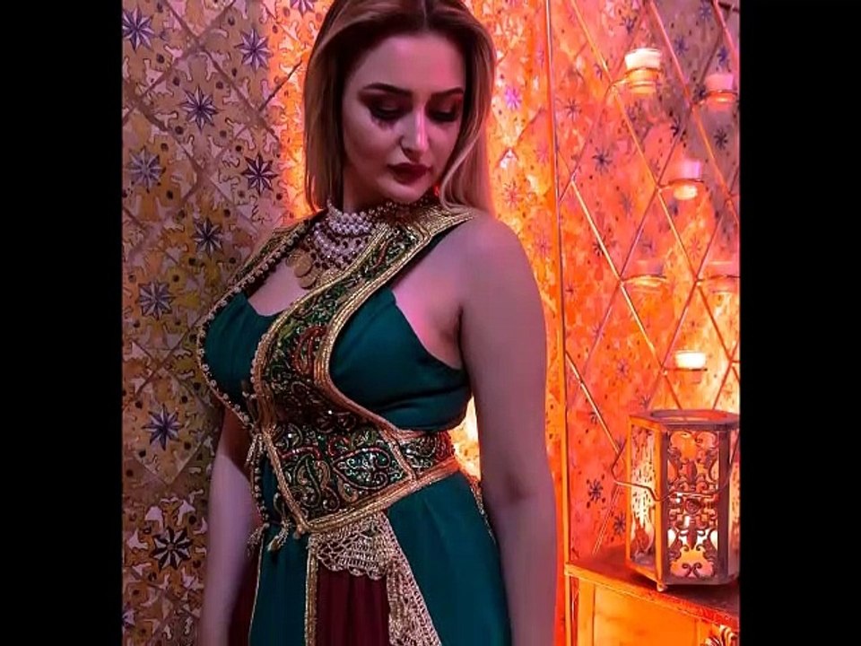 Rania Toumi   ☣