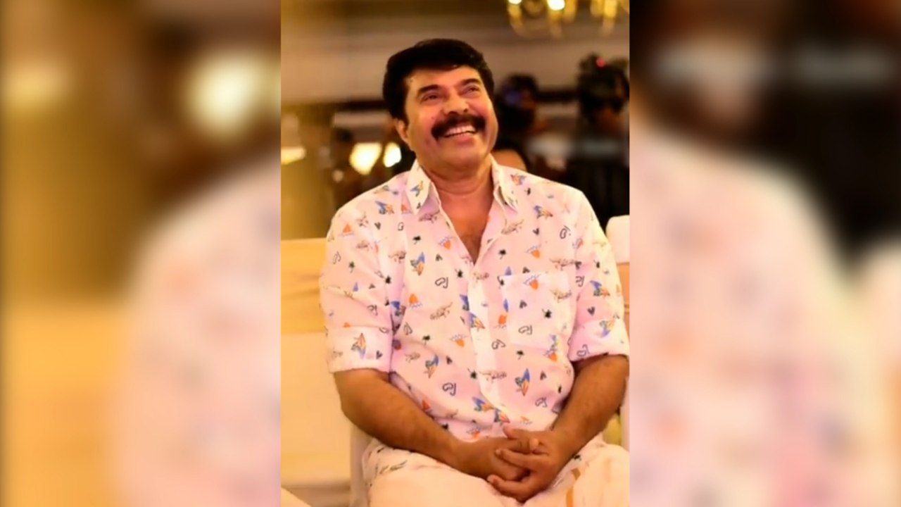 Mammootty Smile :  ചിരിച്ചും പൊട്ടിച്ചിരിച്ചും മമ്മൂക്ക | FilmiBeat Malayalam