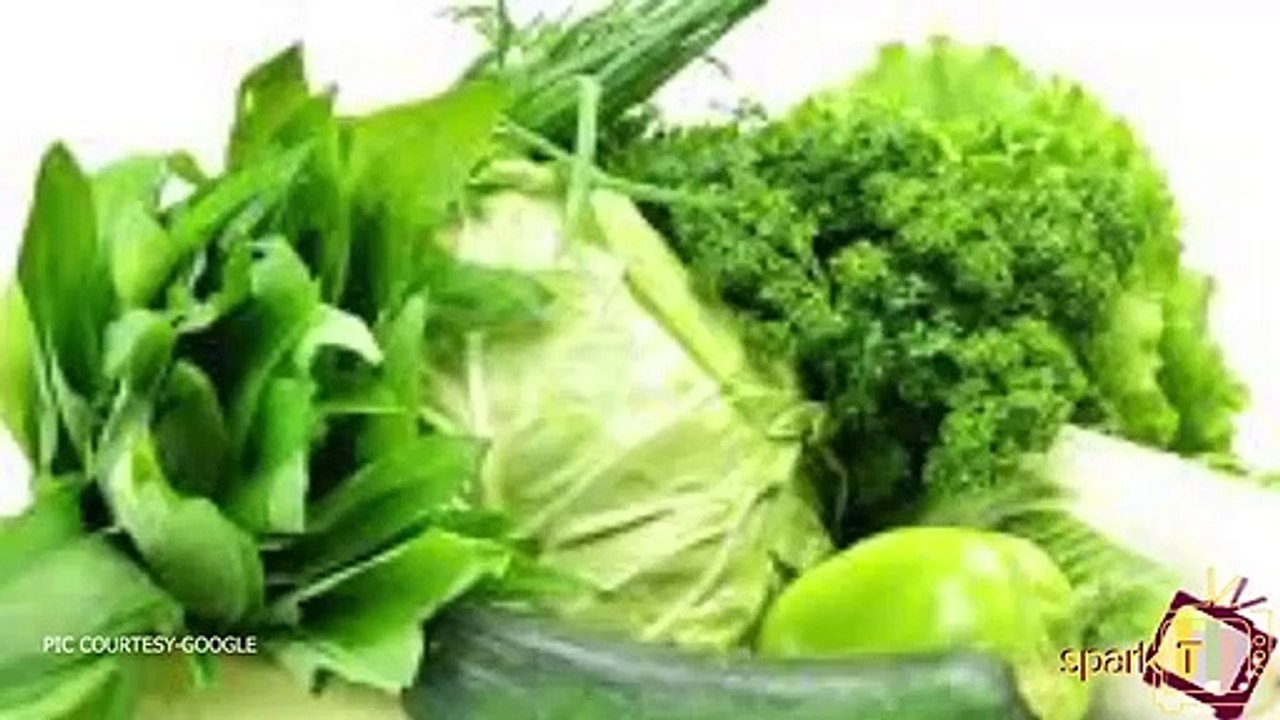 অকালে চুল পেকে যাওয়া আটকাবেন কিভাবে?