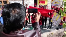 Erzurum ortaokul öğrencileri şehit için mevlit okudu, harekata katılan askerlere dua etti