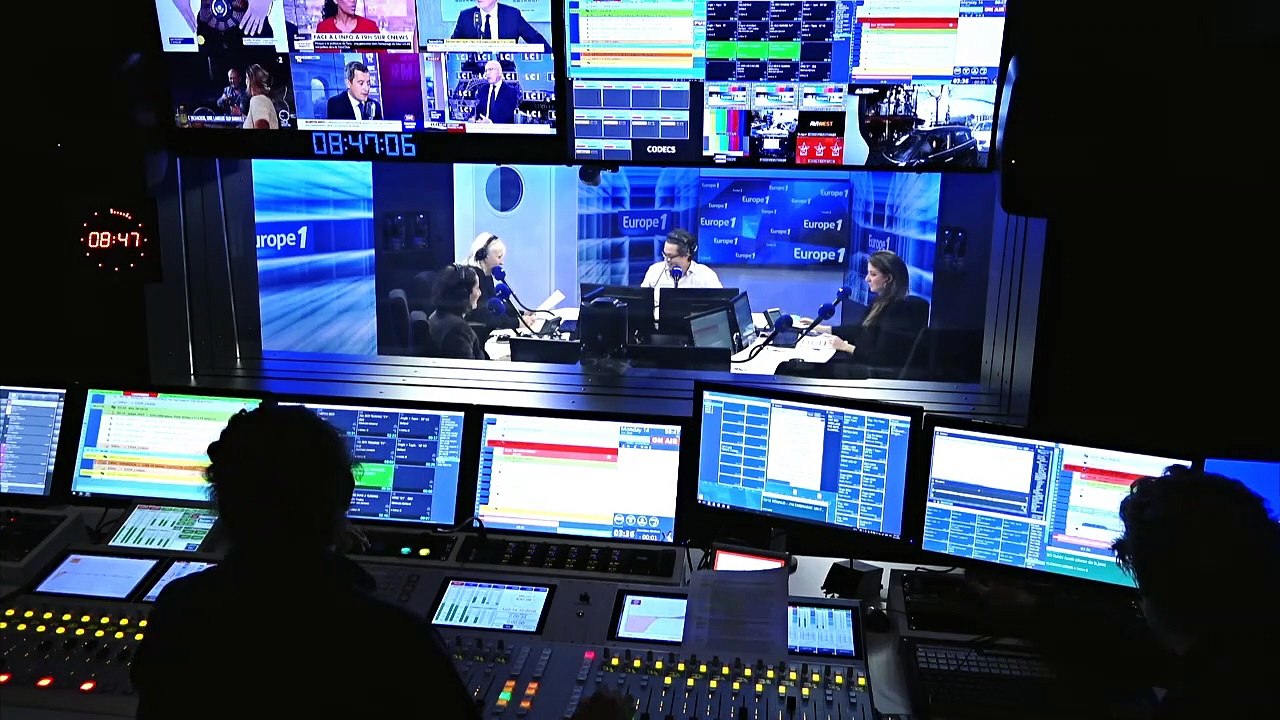 Didier Deschamps sur France-Islande : "On n'a pas retrouvé de Ligonnès, mais on a retrouvé un but de Giroud" (Canteloup)