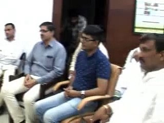  मेंहदी के ये 4 डिजाइन बढ़ाएंगे आपके हाथों की खूबसूरत