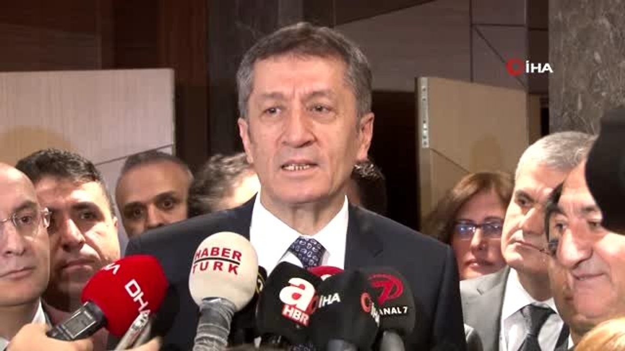 Milli Eğitim Bakanı Ziya Selçuk, "Eğitim öğretimdeki aksaklıklar üzerinde çalışmalar yürütülüyor"