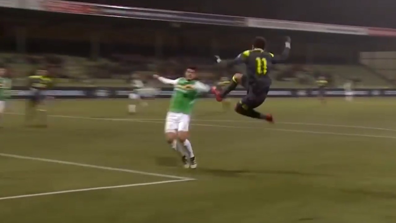 Les jolis buts de Donyell Malen avec les U21 du...