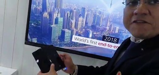 Huawei ने दिखाई फोल्डेबल Mate X 5G फोन की झलक, 1.5 लाख रुपए होगी कीमत