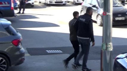 Bolu'da, 1 kilo 29 gram skunkla yakalanan şahıs adliyeye sevk edildi