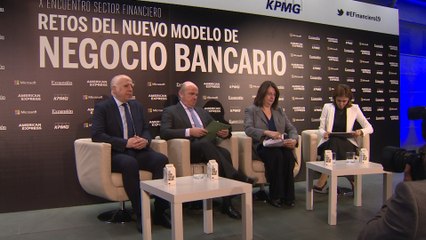 Tải video: De Guindos y Hernández de Cos en jornada sobre negocio bancario