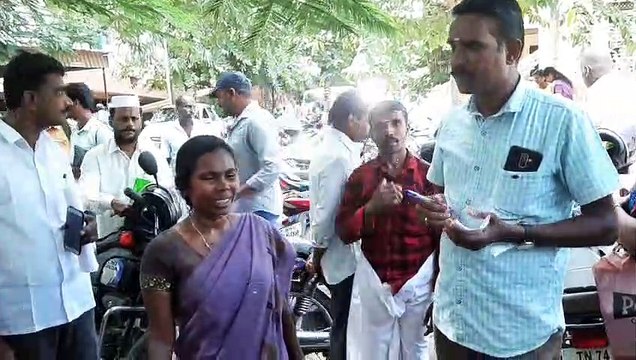 நாகர்கோவிலில் மாவட்ட ஆட்சியர் அலுவலகத்தில் பெண் தீக்குளிக்க முயற்சி-வீடியோ