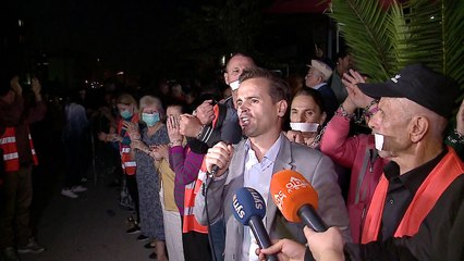 Nuk pengohet qarkullimi/ Protesta për unazën e re zhvillohet anës rrugës