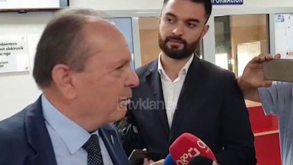 Avokati: Dritan Haxholli qelloi dy here me arme Bledar Toçin