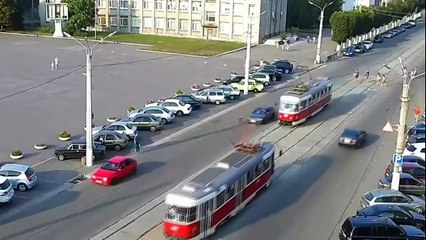 IDIOT OPEL DRIVERS, CRAZY VAUXHALL DRIVING FAILS