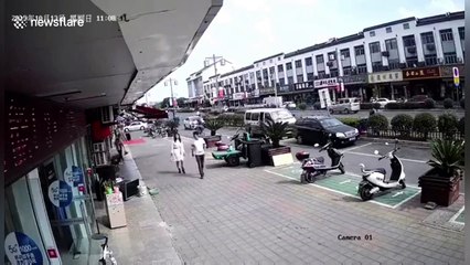 Nine people killed after huge gas explosion at Chinese snack bar