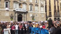La Plaça Sant Jaume acoge una concentración contra la sentencia