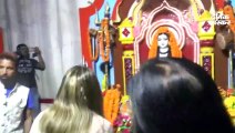 अभिनेत्री महिमा चौधरी ने गोरखनाथ मंदिर में की पूजा अर्चना, सीएम योगी से मिलने की जताई ख्वाहिश