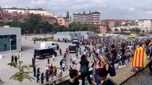 Manifestantes en Girona interrumpen la circulación de trenes en la estación de Cercanías