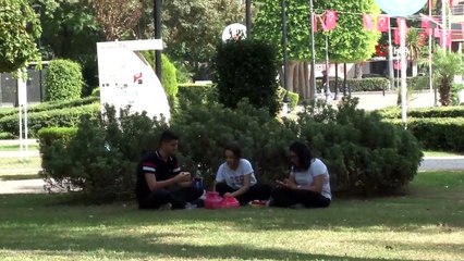 Adana'da Sıcak Hava Etkili Oluor, Ermometreler 42 Dereceyi Gördü