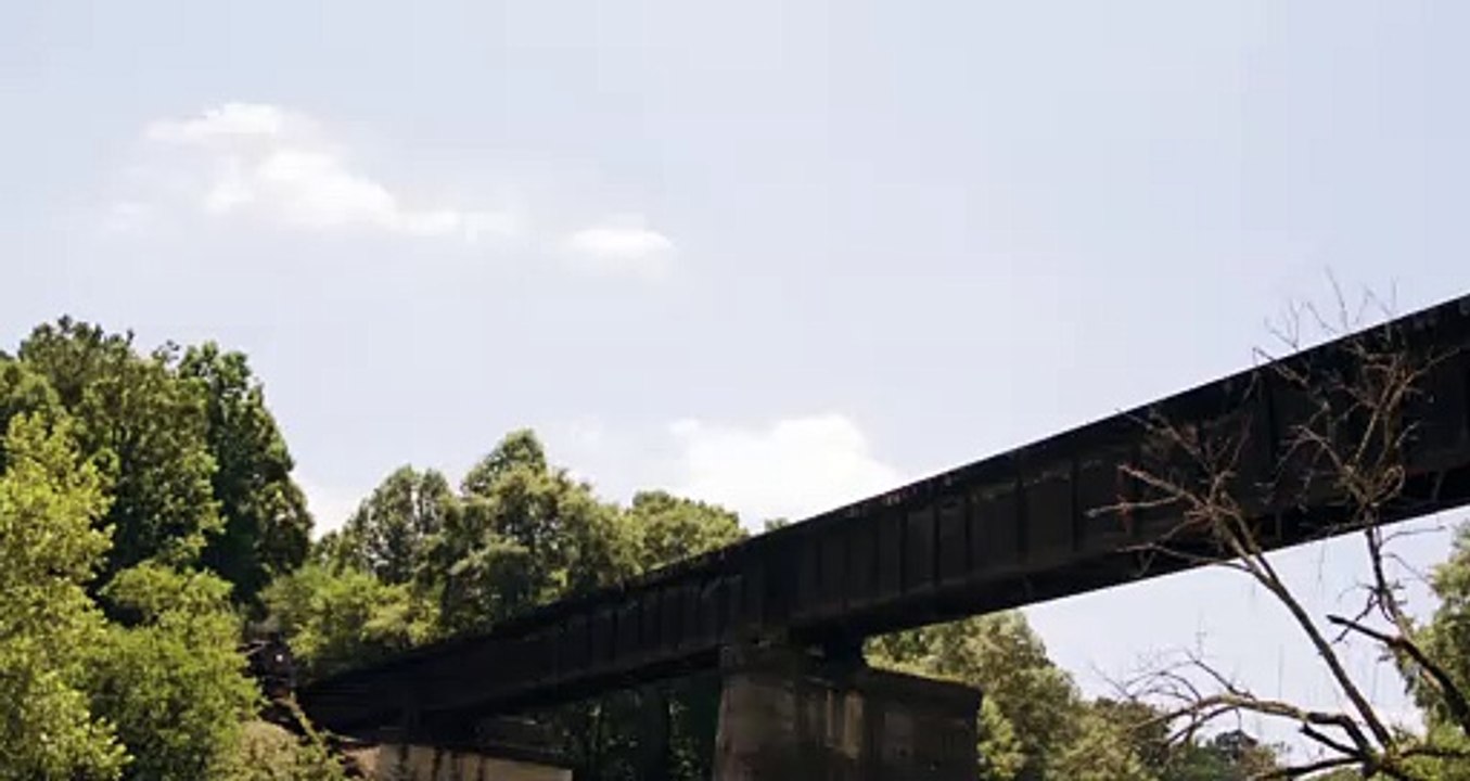 Slowmotion Train