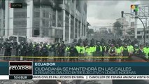 Ecuador vivió otro día de tensa calma y pese al toque de queda marchó