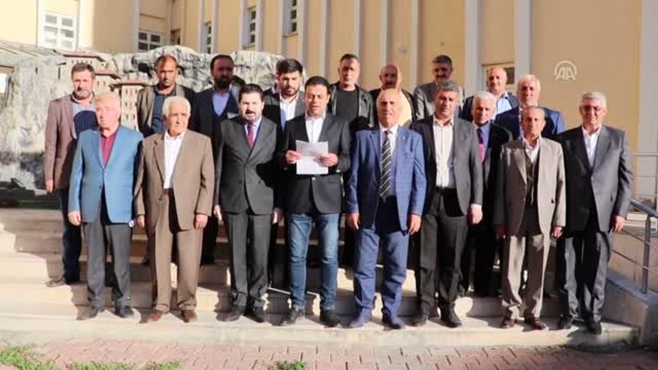 Ağrı Belediyesi meclis üyelerinden Barış Pınarı Harekatı'na destek