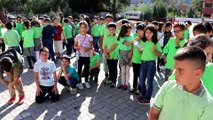 - 400 öğrenciden Mehmetçiğe “Barış Pınarı” koreografili destek