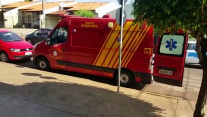 Trabalhador é socorrido após sofrer queda de três metros