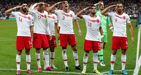 Fransız rejisi Türk futbolcuların asker selamı verdiği gol sevincini ekrana yansıtmadı