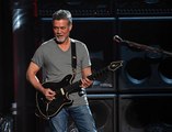 Eddie Van Halen Has Throat Cancer