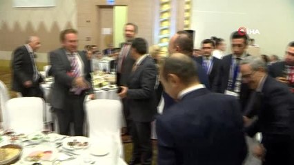 Dışişleri Bakanı Çavuşoğlu: "Haklı olduğumuz davamızı en iyi şekilde anlatmak için birleşmemiz...