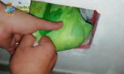 Reggio Calabria - Bunker con droga, armi e soldi sporchi (15.10.19)