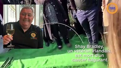 Le mort hurle dans son cercueil pour qu'on le laisse sortir